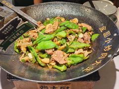-费大厨辣椒炒肉(黄兴中心广场店)