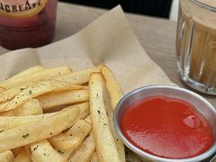 -J Create城市露营咖啡·简餐·宠物(上海动物园店)