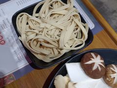 -捞围鲜·港式打边炉(海阳路店)