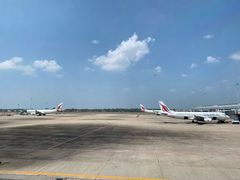 -班达拉奈克国际机场