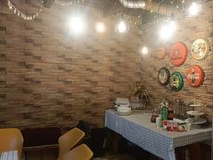 -玩坞轰趴馆·户外团建聚会主题生日派对馆(世豪广场店)