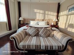 -深圳富苑皇冠假日套房酒店