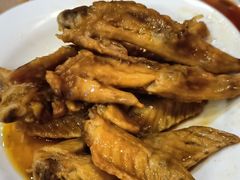 -何记花甲(海岸城旗舰店)