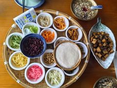 -包整·丝娃娃(一览甲秀楼风景店)