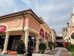 -佛罗伦萨小镇广佛名品奥特莱斯(疏港路店)