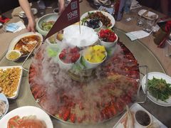 -日进一片海.生腌海鲜火锅.宵夜烧烤(三里屯总店)