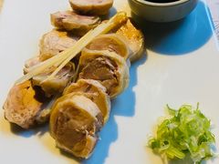 -穹六人间 people 6(岳阳路店)