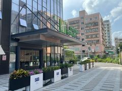 -珠海拱北口岸智选假日酒店
