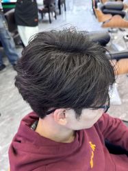 -藤野造型烫染·漂发