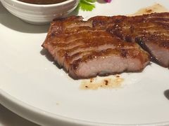 招牌炭烧猪颈肉-金椰壳· 大厨新加坡菜(壹方城店)