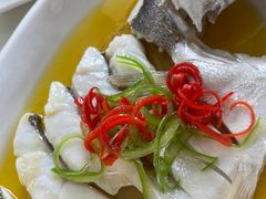 -七的湖·晚芳亭·阳澄湖农家菜·大闸蟹(莲花岛店)