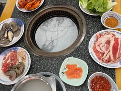 -锤头鲨毛肚海鲜烤肉自助餐厅(国购广场店)