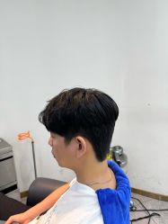 -初心HAlRSALON烫染接发