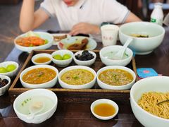 -蟹上黄·蟹黄面·江南糖水(人民广场店)