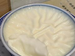 -广信牛奶甜品世家(台东店)