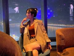 -大连君悦酒店 · VIVA(星海广场店)