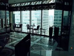 -翡翠36酒吧(浦东香格里拉店)