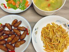 -爱月宝月嫂·育儿嫂(哈尔滨总店)