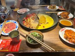 -萍姐火锅·公路夜市(武汉首店)