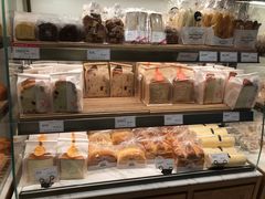 -罗森尼娜(德思勤店)
