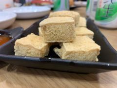 金陵炸臭豆腐-宝记烧烤·碳锅羊肉·羊蝎子火锅·夜食社(文体路创始店)