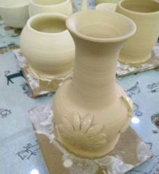 -泥娃娃DIY陶吧(易生活购物公园店)