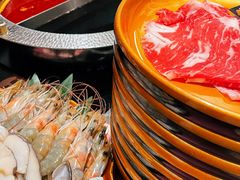 -牛YO寿喜烧·铁板烧和牛火锅自助(市府恒隆店)