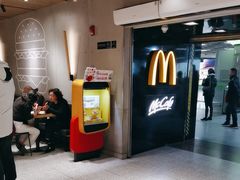 -麦当劳(中山公园龙之梦店)