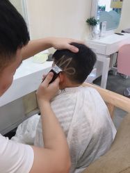 -马克叔叔儿童理发形象设计