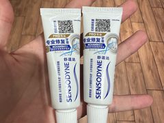 -维乐口腔(美维云门诊陆家嘴店)