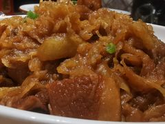 腌黑猪肉烩酸菜-蒙料·手把肉(望京店)