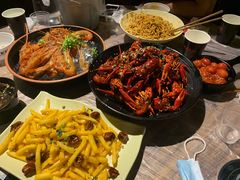-巴厘龙虾·榜首油焖大虾(音乐学院·沿江酒馆店)