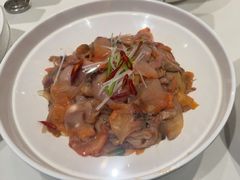 -赶海部落海鲜城(海阳路店)