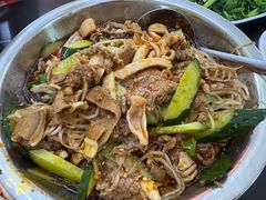 -周良天山牛杂城(天山路总店)