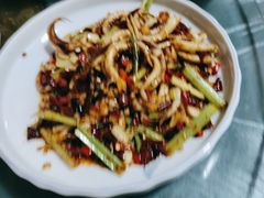-老三样·美食研究中心(世贸路店)