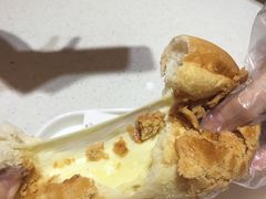 人气首发拉丝菠萝包-潮庭港式茶餐厅·熊仔奶茶(同济广场店)