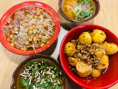 -拐枣巷小串串(财大店)
