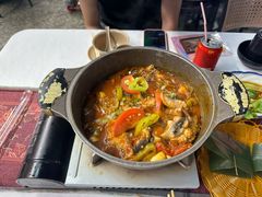 -刘姐啤酒鱼民族演艺餐厅(西街总店)