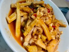 泡椒酸笋牛蛙-百春原湖南牛肉粉(百联世纪店)