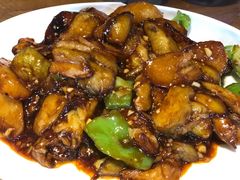 最爱地三鲜-95号酱骨·一块豆腐(展春园西路店)