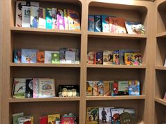 -戊辰亲子游泳俱乐部