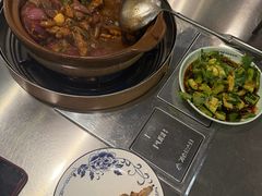 -胡须佬鸡煲四季火锅店(石厦西村直营店)