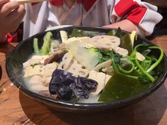 -万记麻辣烫国展总店