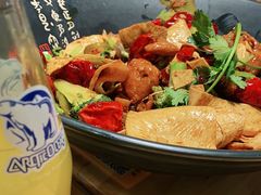 -风光老灶麻辣香锅(大成路翠微百货店)