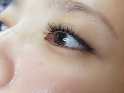 -伊人脱毛美甲美睫连锁机构