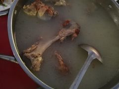 -迎燕阁烤羊腿(二环南路店)