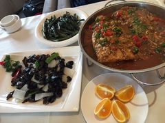 -巴陵全鱼席(湖南老字号汴河街店 )