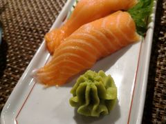 三文鱼手握-半藏居酒屋(香港花园店)
