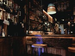 -城墙外BAR