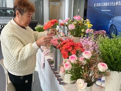 -天津波士信达奔驰4S店(卫津南路店)